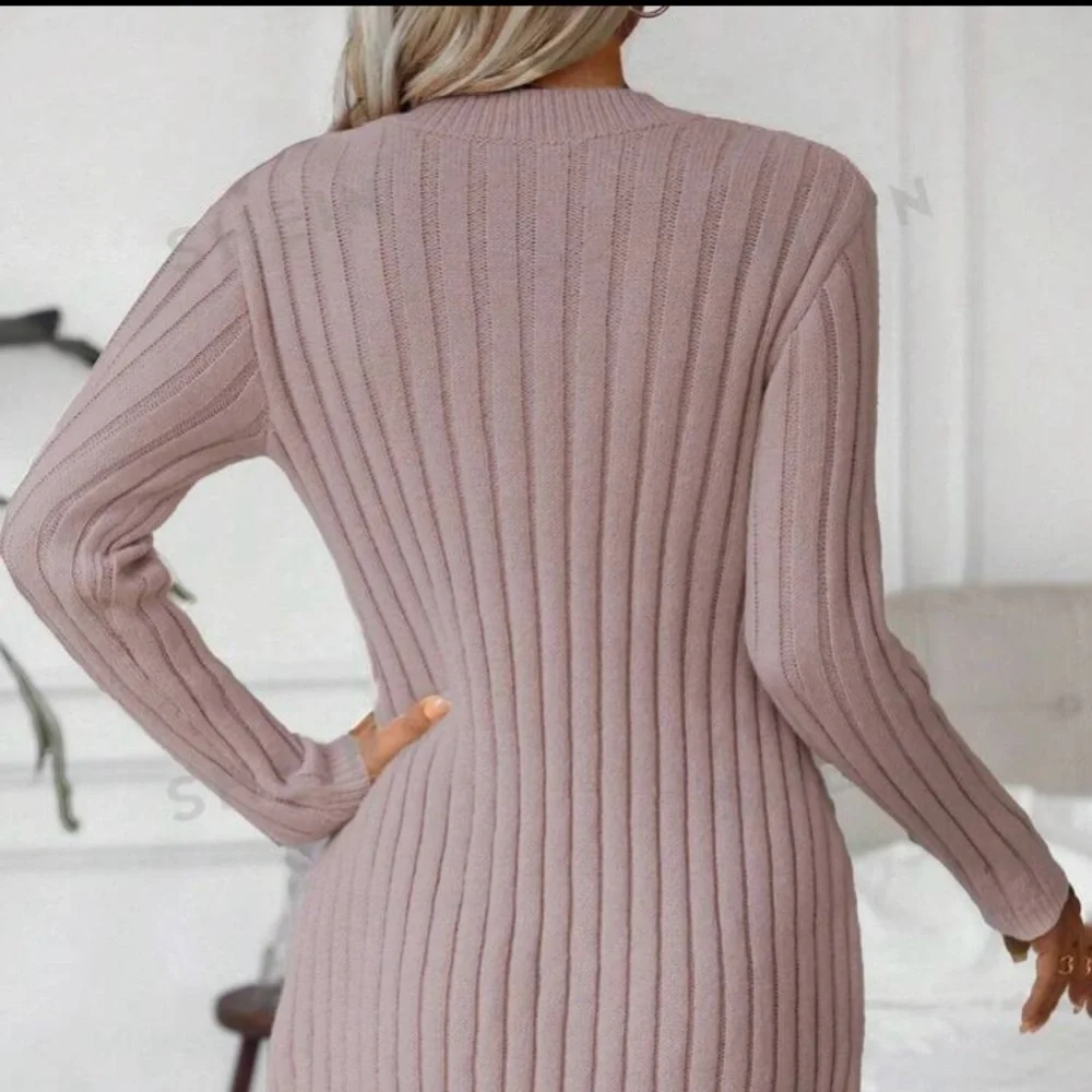 Pink Sweater Dress - Picture 4 of 8